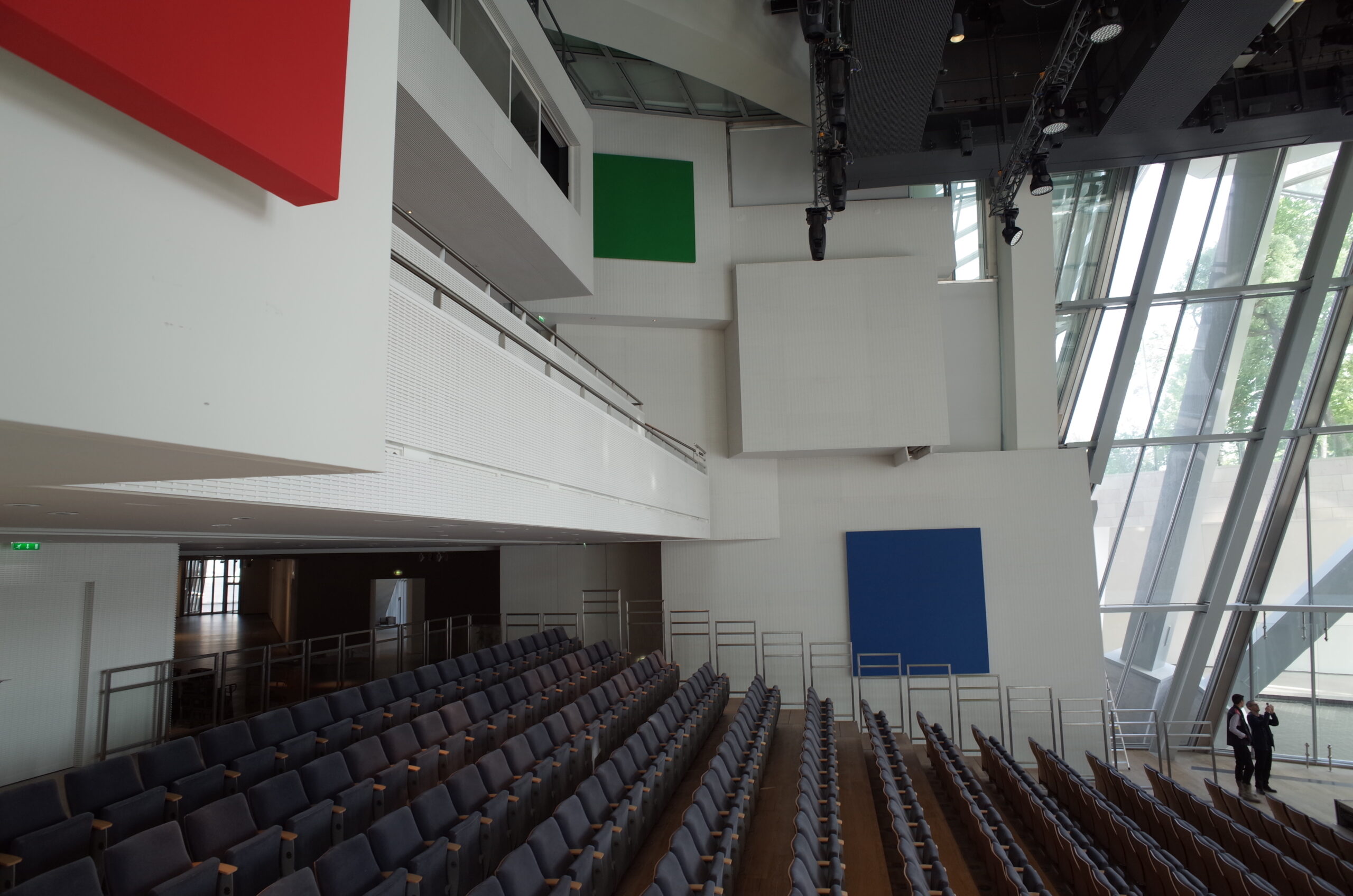 Installation by artist Ellsworth Kelly