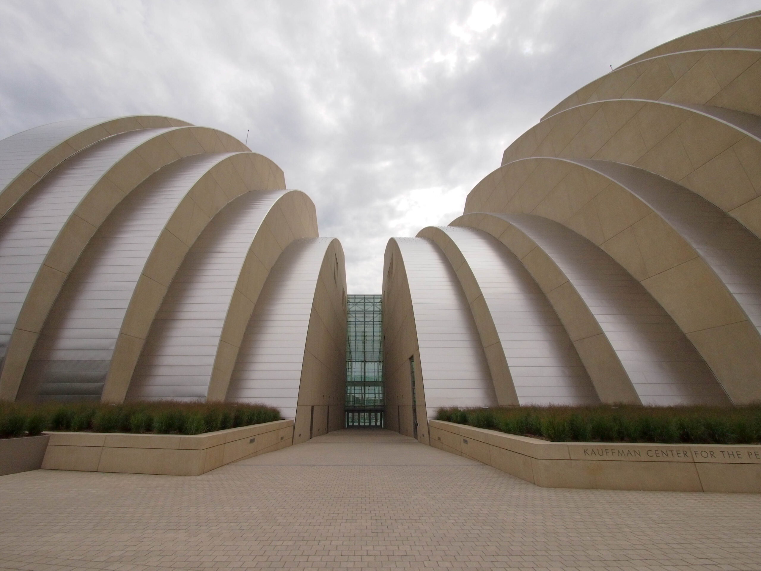 Public and musicians' approach