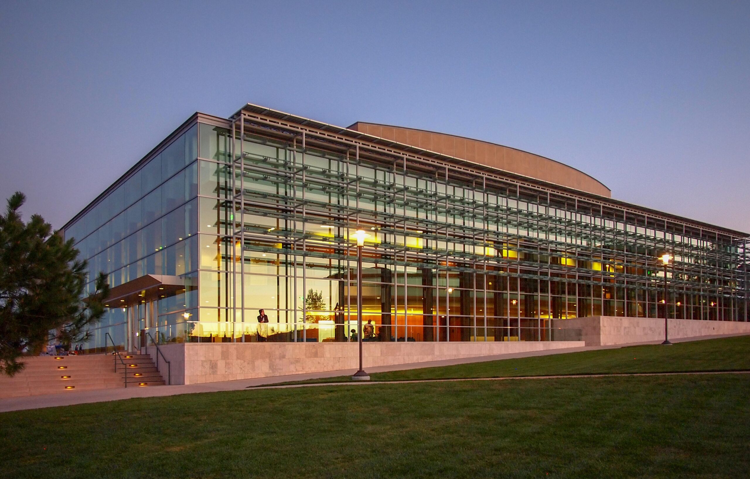 Soka Performing Arts Center Nagata Acoustics