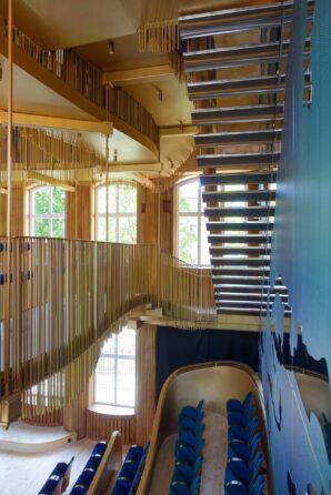 Balcony detail, from behind